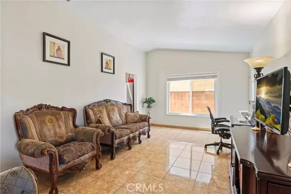 Fontana, CA 92336,7365 Cypress Avenue