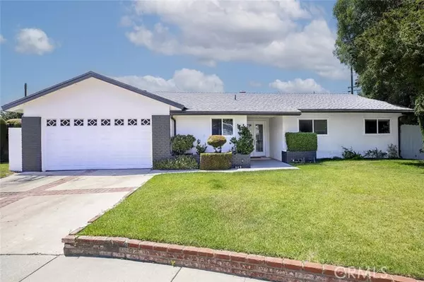 Glendora, CA 91740,1329 Essex Court