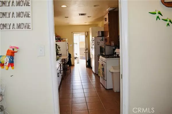Rialto, CA 92376,2757 W Rialto Avenue