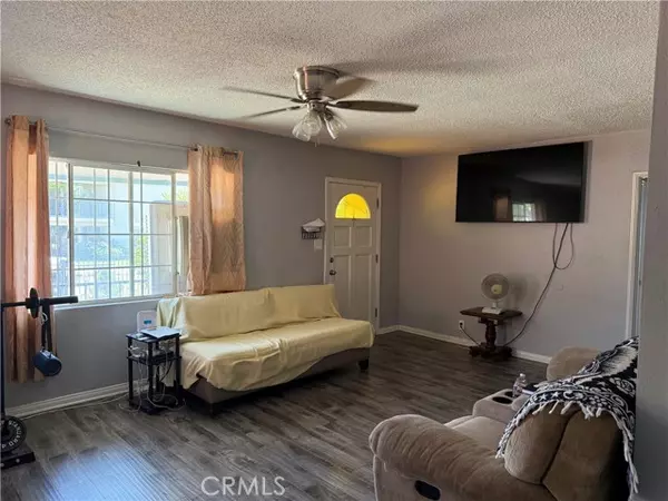 San Bernardino, CA 92404,230 E 21st Street
