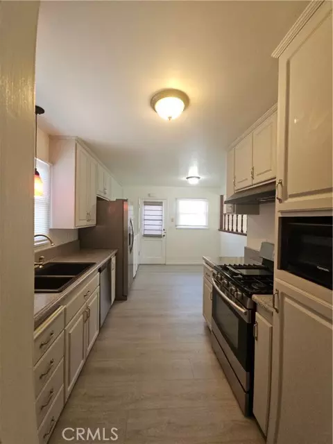 Glendora, CA 91740,330 W Payson Street