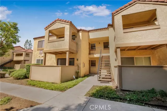 Riverside, CA 92507,1140 W Blaine Street #202