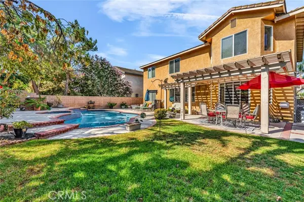 Eastvale, CA 92880,6874 Raspberry Court