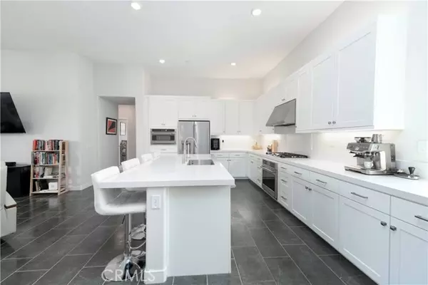 Valencia (santa Clarita), CA 91355,26956 Nature View Place