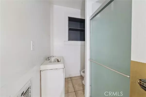 Littlerock (also Little Rock), CA 93543,7812 Pearblossom