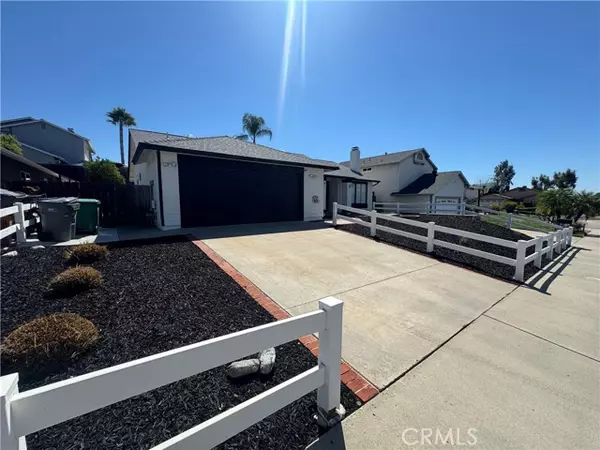 10165 W Glendon Circle, Santee, CA 92071