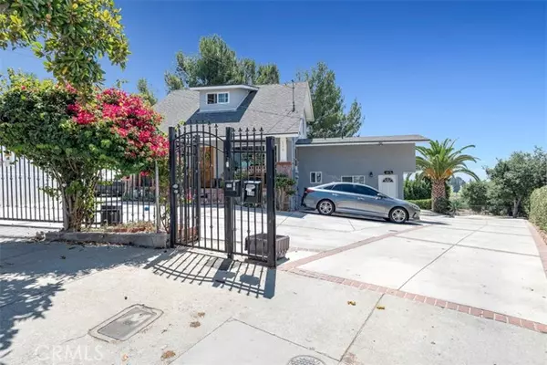 East Los Angeles, CA 90063,116 N Bonnie Beach Place