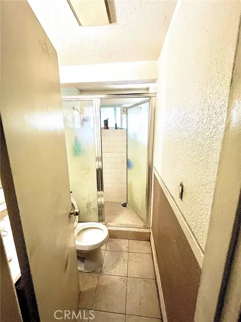 La Puente, CA 91744,1084 Del Valle Avenue