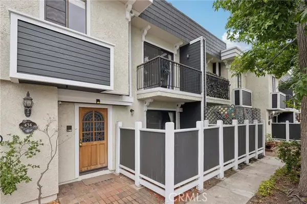 434 S Los Robles Avenue #4, Pasadena, CA 91101