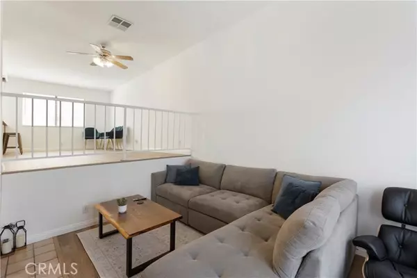 Canyon Country (santa Clarita), CA 91387,27669 Ironstone Drive #3