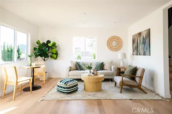 Los Angeles, CA 90065,2681 Roseview Avenue