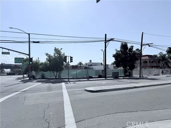 895 W 2nd Street, San Bernardino, CA 92410