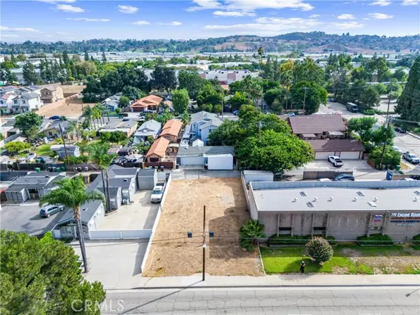La Verne, CA 91750,1828 Arrow