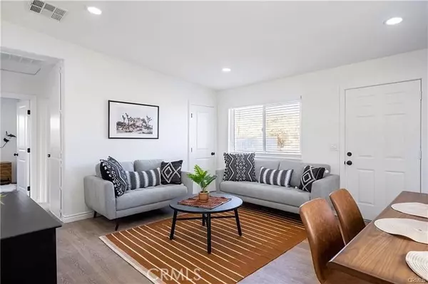 Joshua Tree, CA 92252,61969 Hilltop Drive