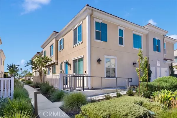 Rialto, CA 92376,1079 W Clover Avenue