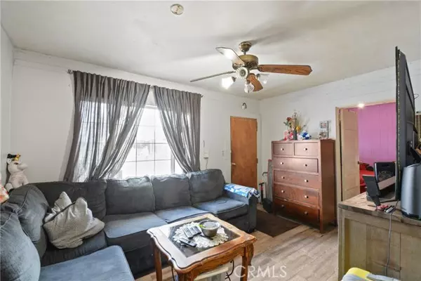 Los Angeles, CA 90022,4616 Verona Street