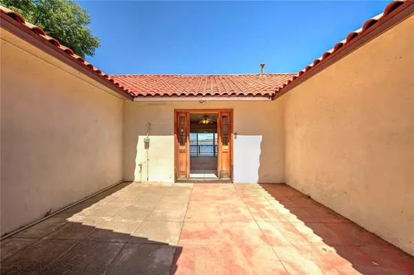 Lake Elsinore, CA 92530,17092 Grand Avenue