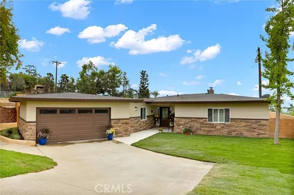 Altadena, CA 91001,382 Alta Pine