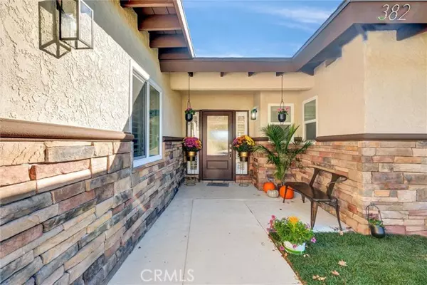 Altadena, CA 91001,382 Alta Pine