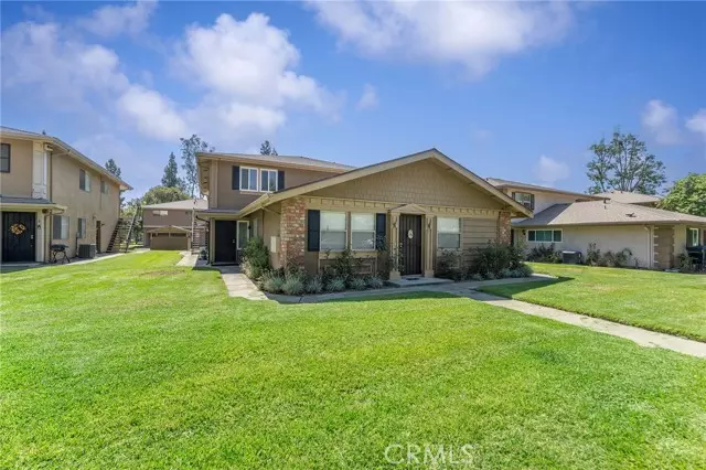 Azusa, CA 91702,978 W Calle Del Sol #2