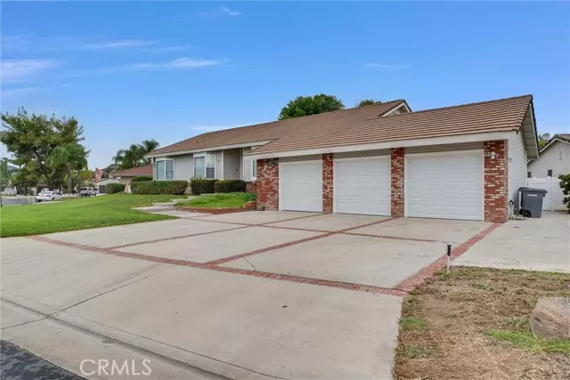 Canyon Lake, CA 92587,30279 Clear Water Dr.