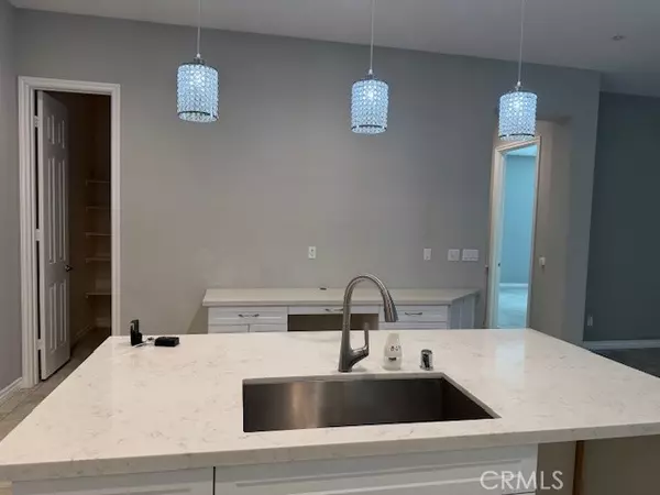 Indio, CA 92203,43775 Treviso