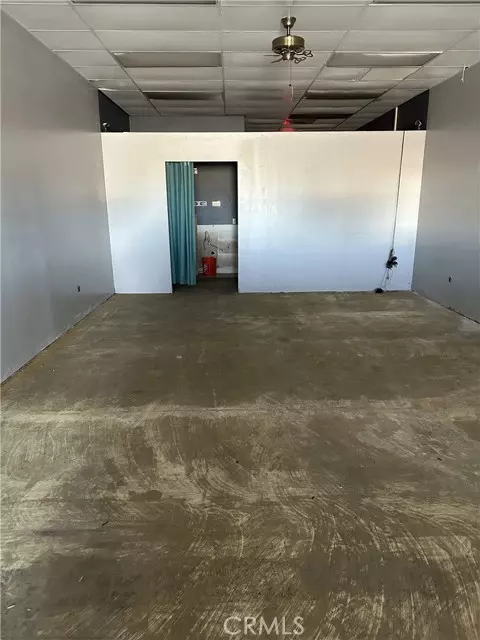 Apple Valley, CA 92308,21065 Bear Valley Road