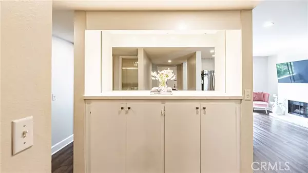 Hollywood (los Angeles), CA 90068,1940 N Highland #26