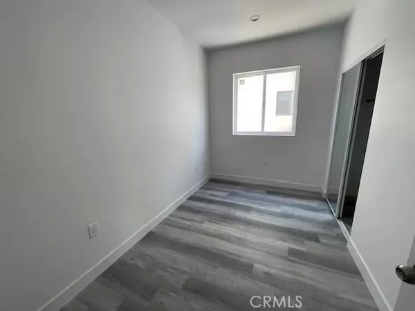 North Hollywood (los Angeles), CA 91606,11453 W VictoryBvd #1