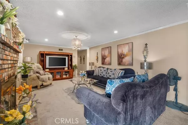 Pomona, CA 91767,327 Flaxton