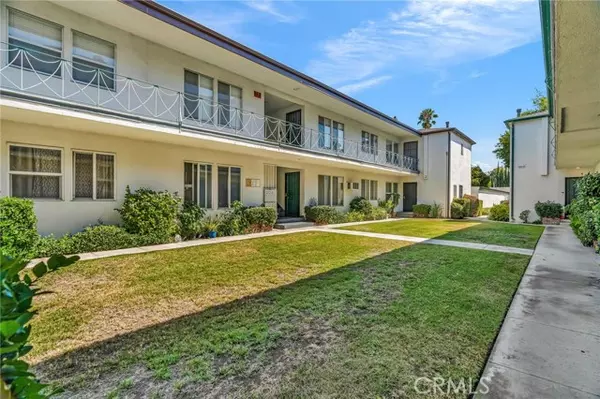 Valley Village, CA 91607,5828 Whitsett