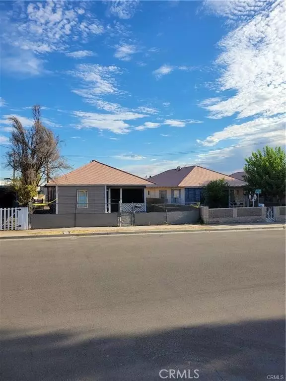 512 Acoma Street, Needles, CA 92363