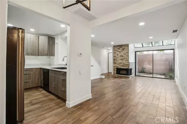 Lake Forest (el Toro), CA 92630,25761 Le Parc #89