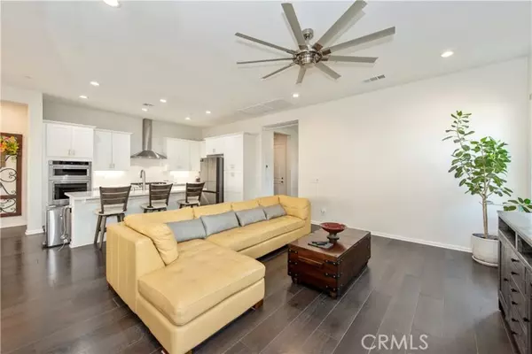 Corona, CA 92883,11828 Wandering Way