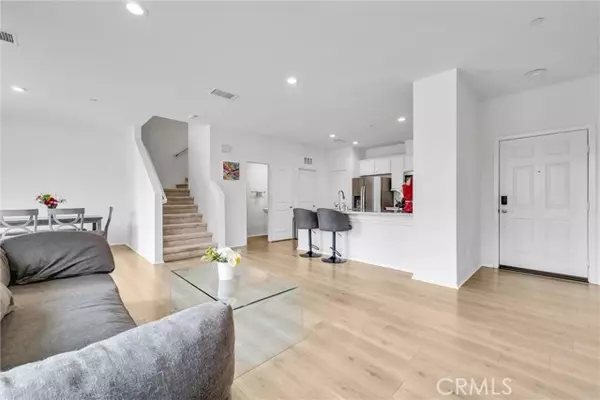 Ontario, CA 91762,2343 S Via Veranda #10