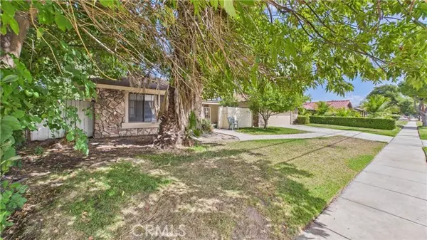 Rialto, CA 92376,358 E Walnut