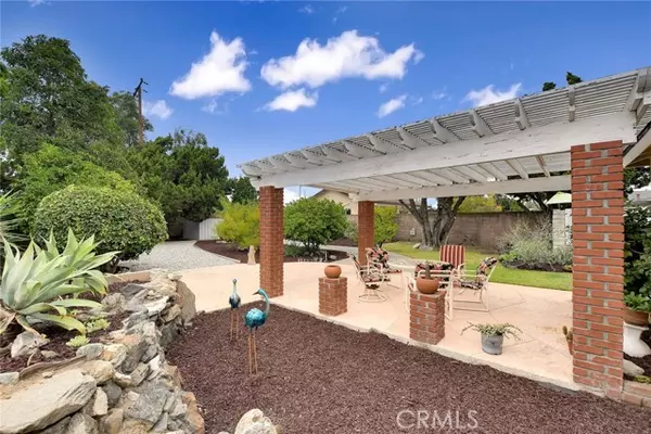 Glendora, CA 91740,811 E Juanita