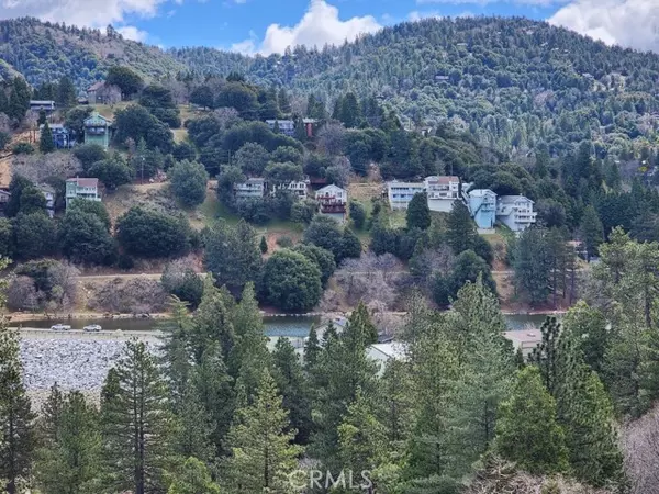 287 E Zermatt, Crestline, CA 92325