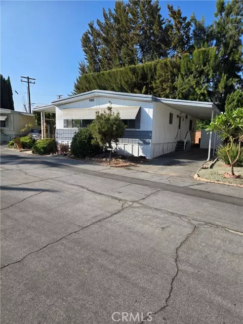 Azusa, CA 91702,840 E Foothill #132