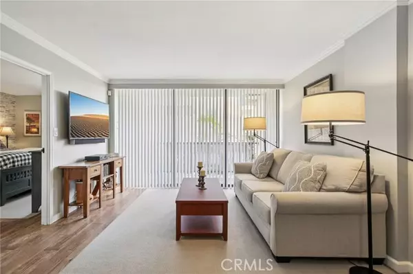 Long Beach, CA 90802,1750 E Ocean #102