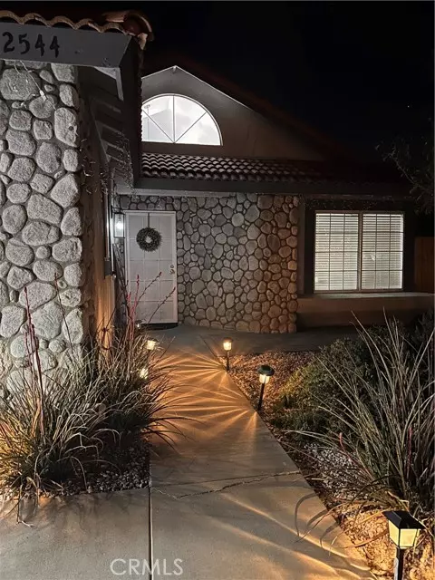 Victorville, CA 92392,12544 Sunbird Lane