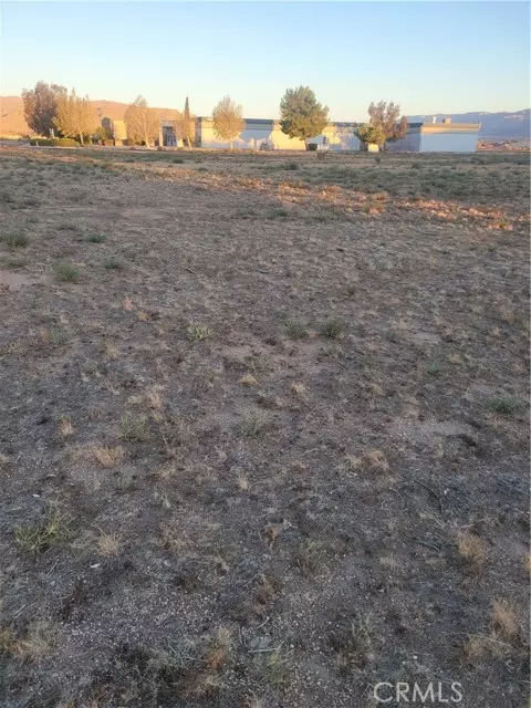 Apple Valley, CA 92308,0 Malaki