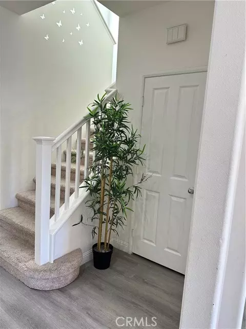 Fontana, CA 92336,15930 Chorus