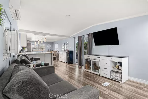 San Bernardino, CA 92410,760 E 9TH #117