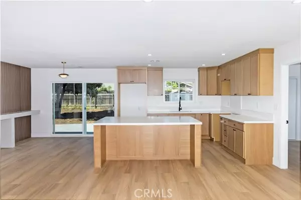 Rialto, CA 92376,1374 N Primrose