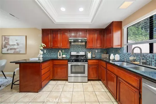 Diamond Bar, CA 91765,2221 Dublin Lane #2