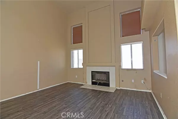 Hesperia, CA 92344,14359 Cedar