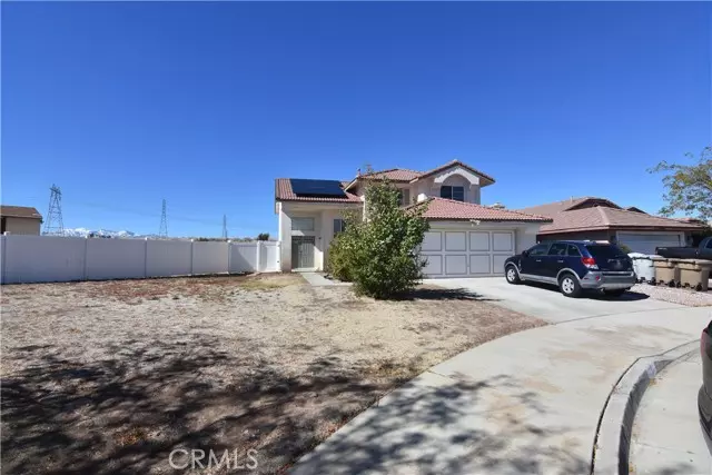 Hesperia, CA 92344,14359 Cedar