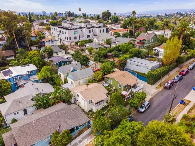 Los Angeles, CA 90026,2210 Scott Avenue