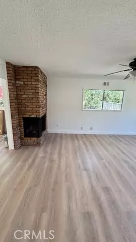 Riverside, CA 92507,134 W Broadbent